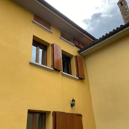 Casagialla Bed & Breakfast